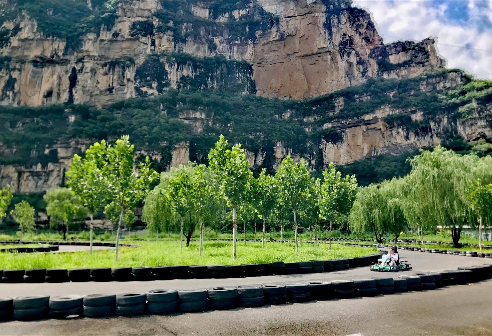 十渡卡丁车项目